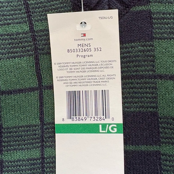 Tommy Hilfiger Green and Black Sweater - Picture 5 of 8